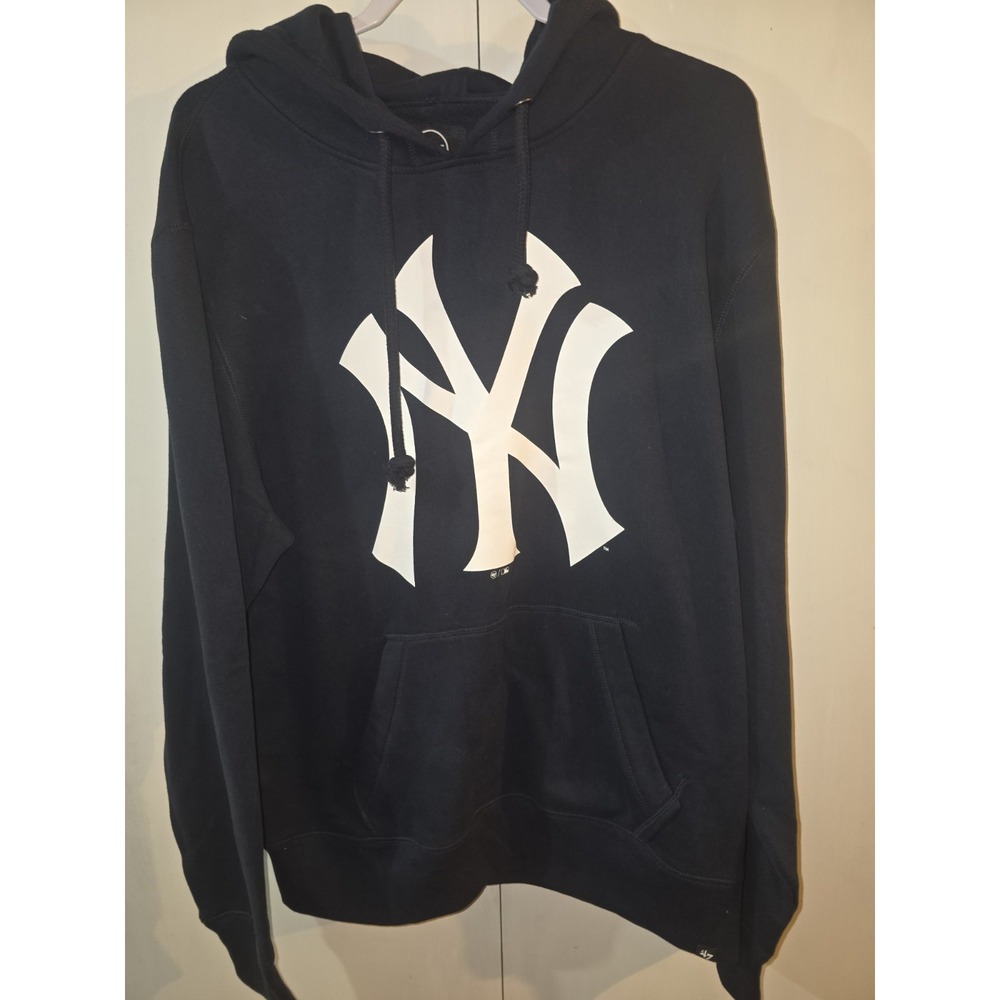 Black New York Yankees Fanatics Brand Hoodie (Men's Large‎ )